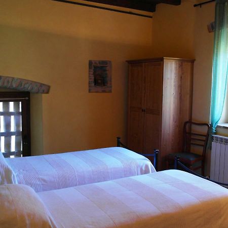 Ai Chiosi Affittacamere Pontremoli Buitenkant foto
