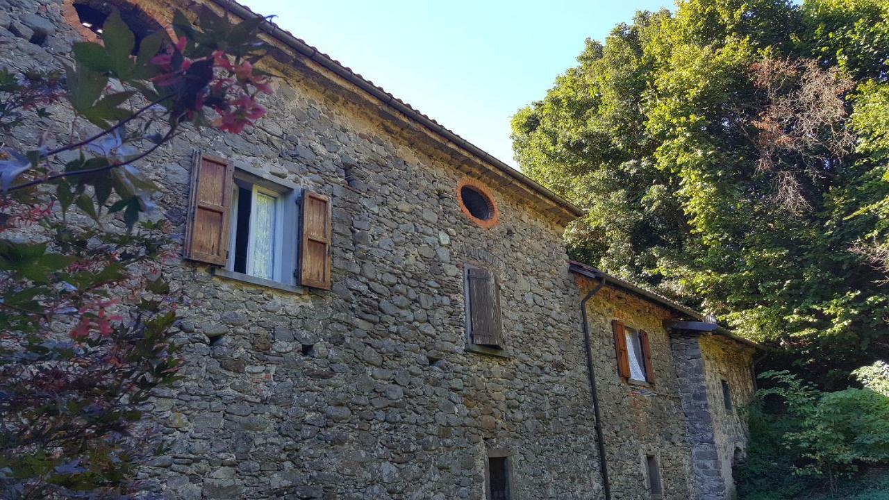 Ai Chiosi Affittacamere Pontremoli Buitenkant foto