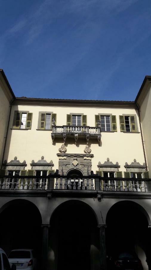 Ai Chiosi Affittacamere Pontremoli Buitenkant foto